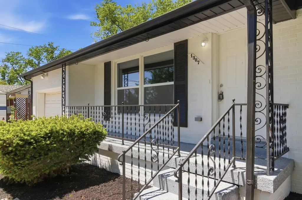 1307 Diana Street Murfreesboro TN 37130
