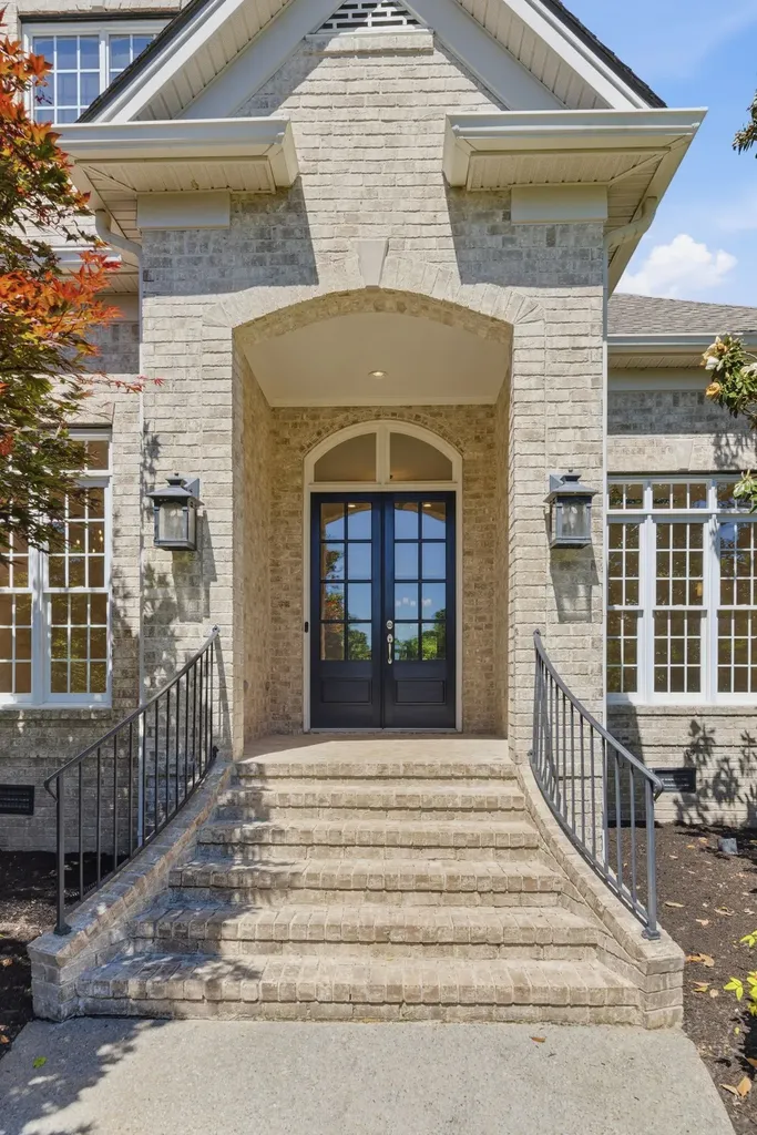 1735 Richbourg Park Drive Brentwood TN 37027
