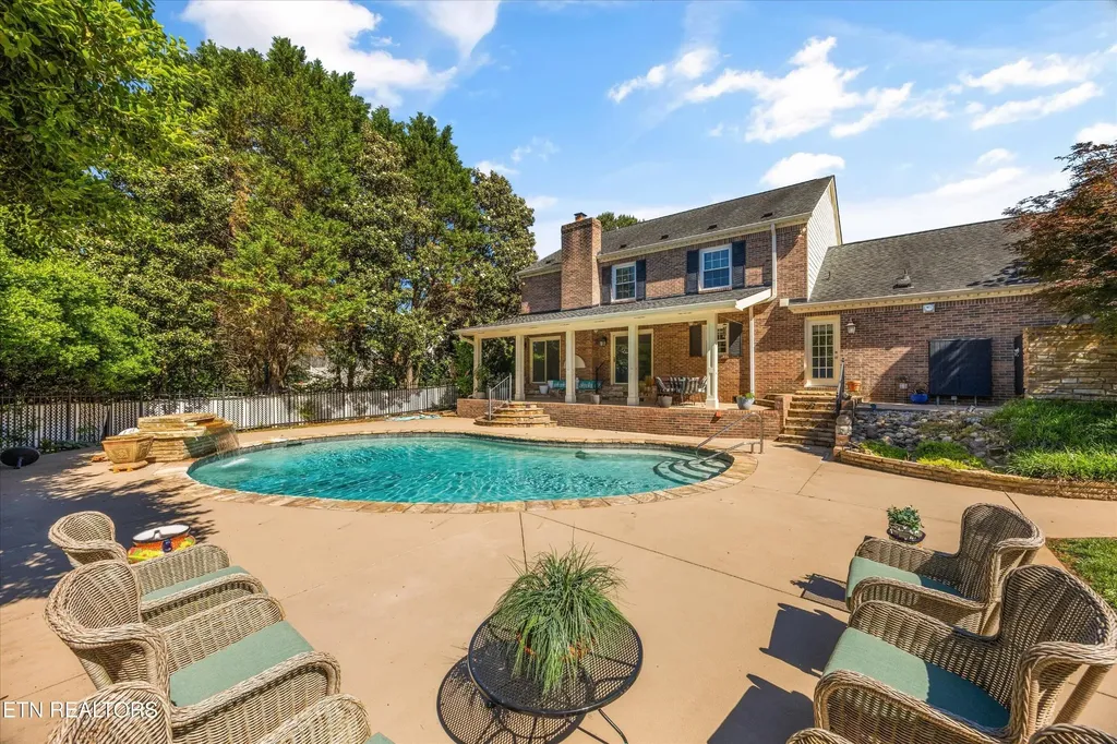 12805 Peach View Drive Knoxville TN 37922