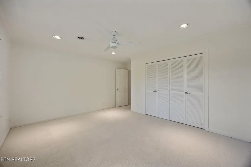 12805 Peach View Drive Knoxville TN 37922