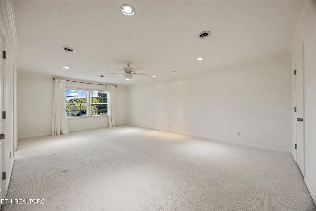 12805 Peach View Drive Knoxville TN 37922
