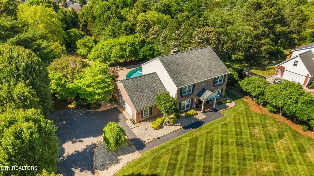 12805 Peach View Drive Knoxville TN 37922