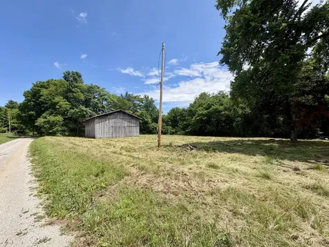 4190 Fattybread Branch Road Williamsport TN 38487