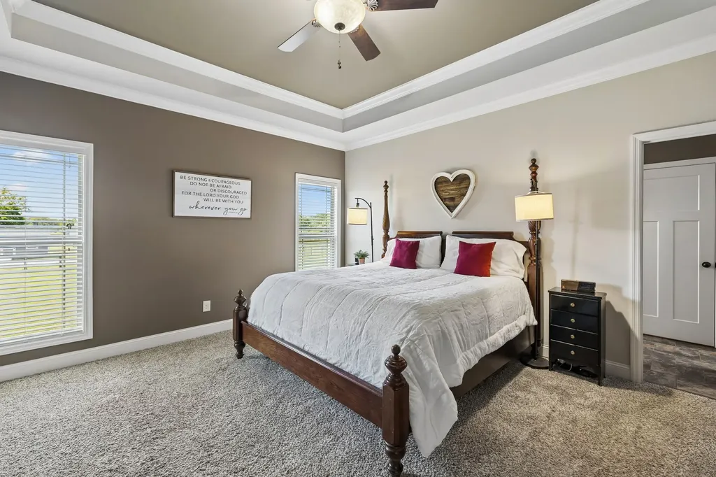 1357 Neil Road Chapel Hill TN 37034