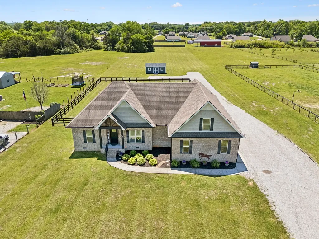 1357 Neil Road Chapel Hill TN 37034