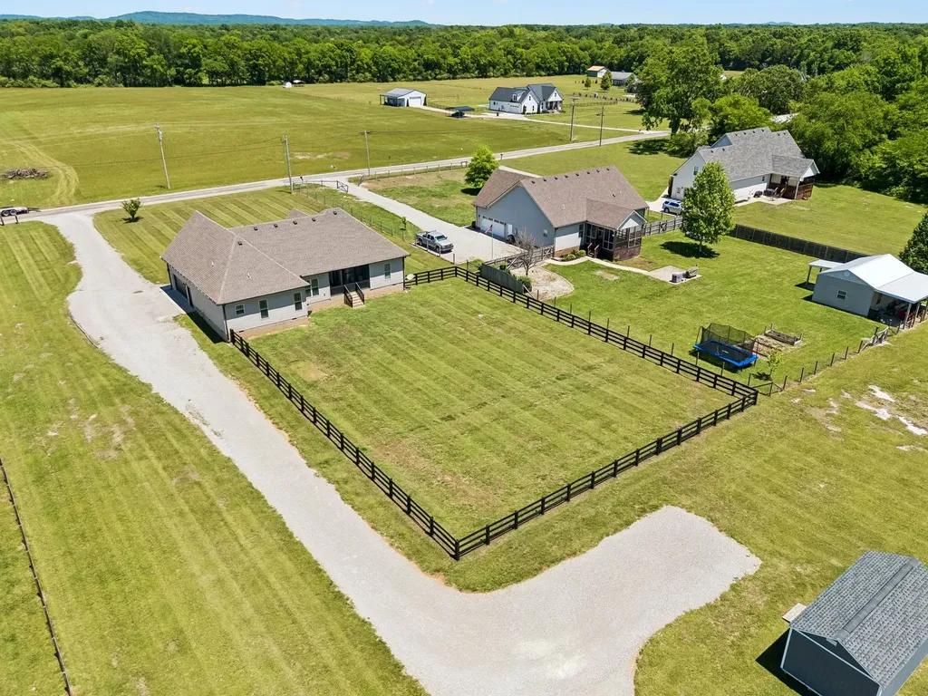 1357 Neil Road Chapel Hill TN 37034