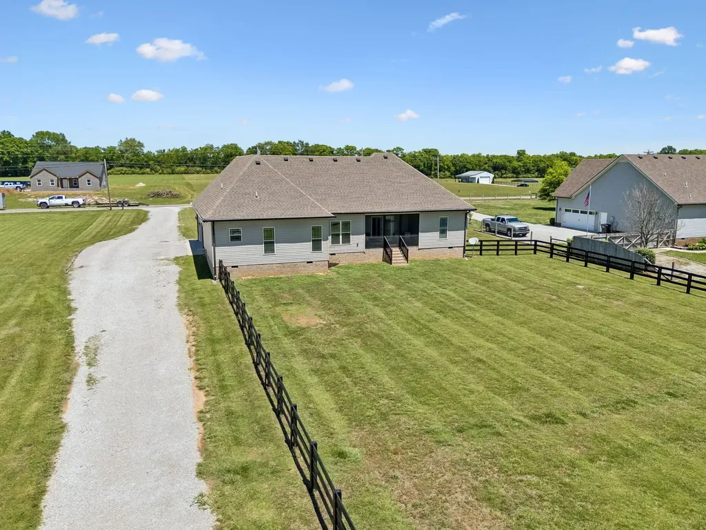 1357 Neil Road Chapel Hill TN 37034