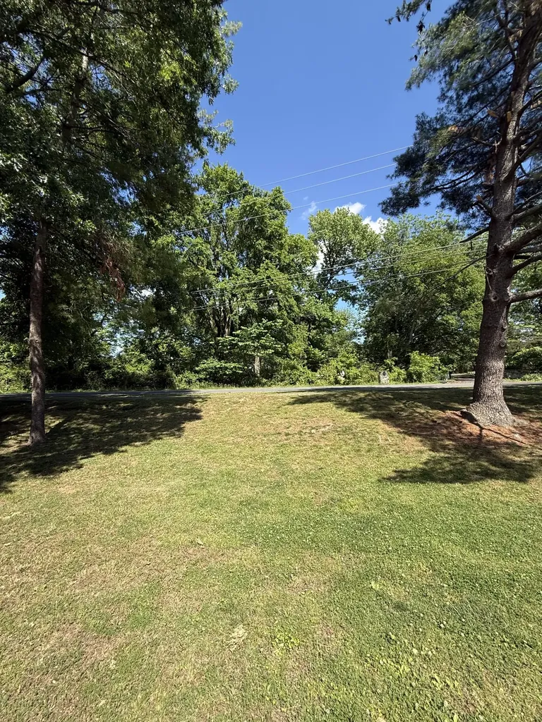 430 Walton Ferry Road Hendersonville TN 37075
