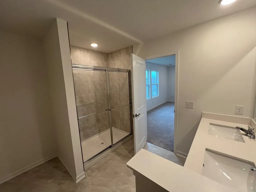 3855 Kindler Court Columbia TN 38401