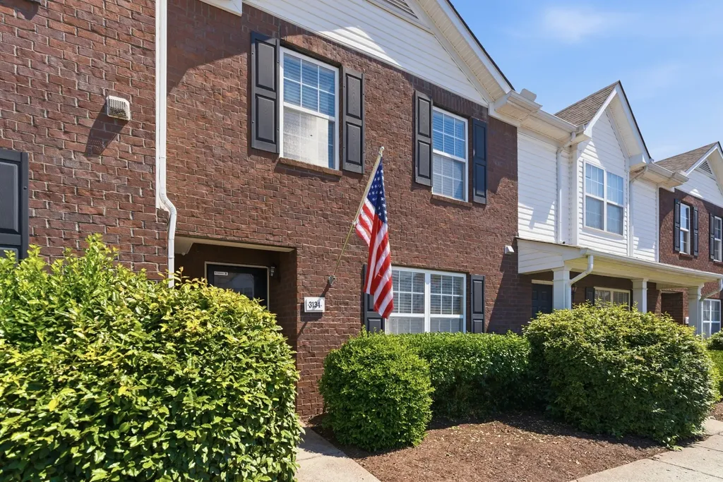 3134 George Buchanan Drive La Vergne TN 37086