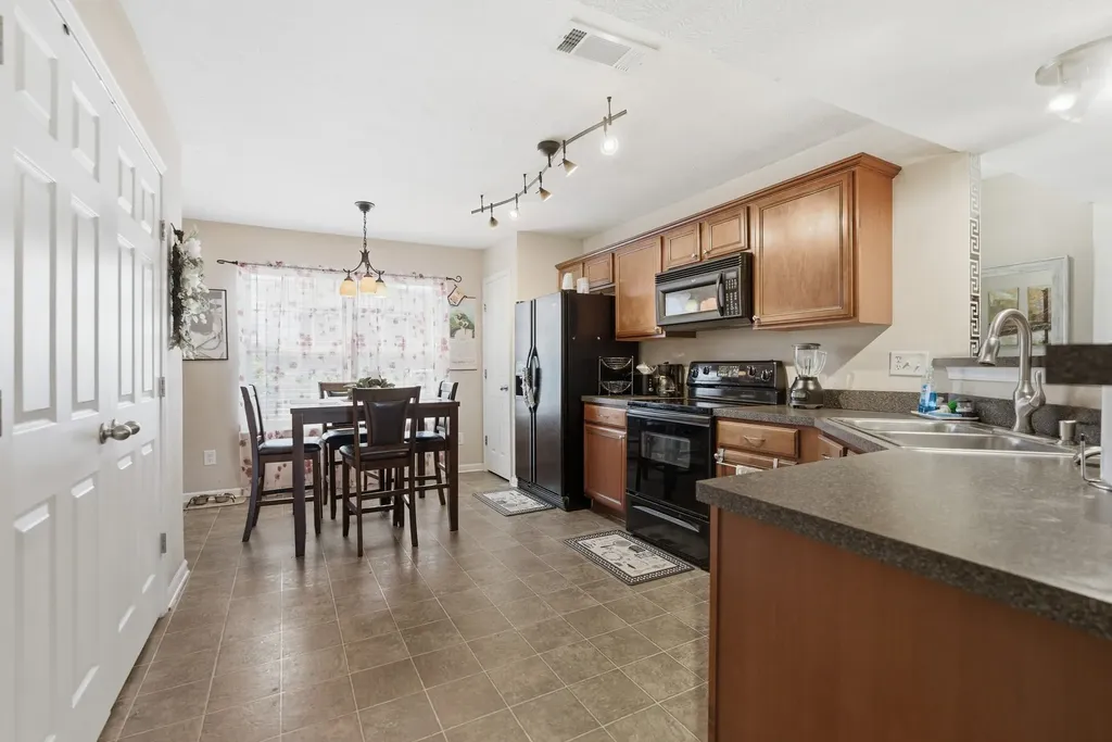 3134 George Buchanan Drive La Vergne TN 37086