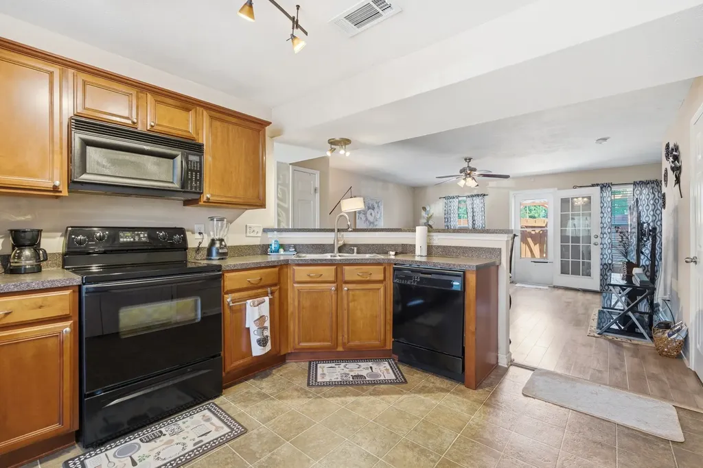 3134 George Buchanan Drive La Vergne TN 37086
