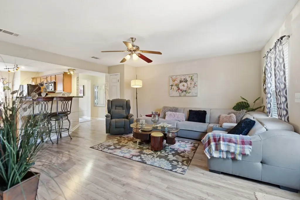 3134 George Buchanan Drive La Vergne TN 37086