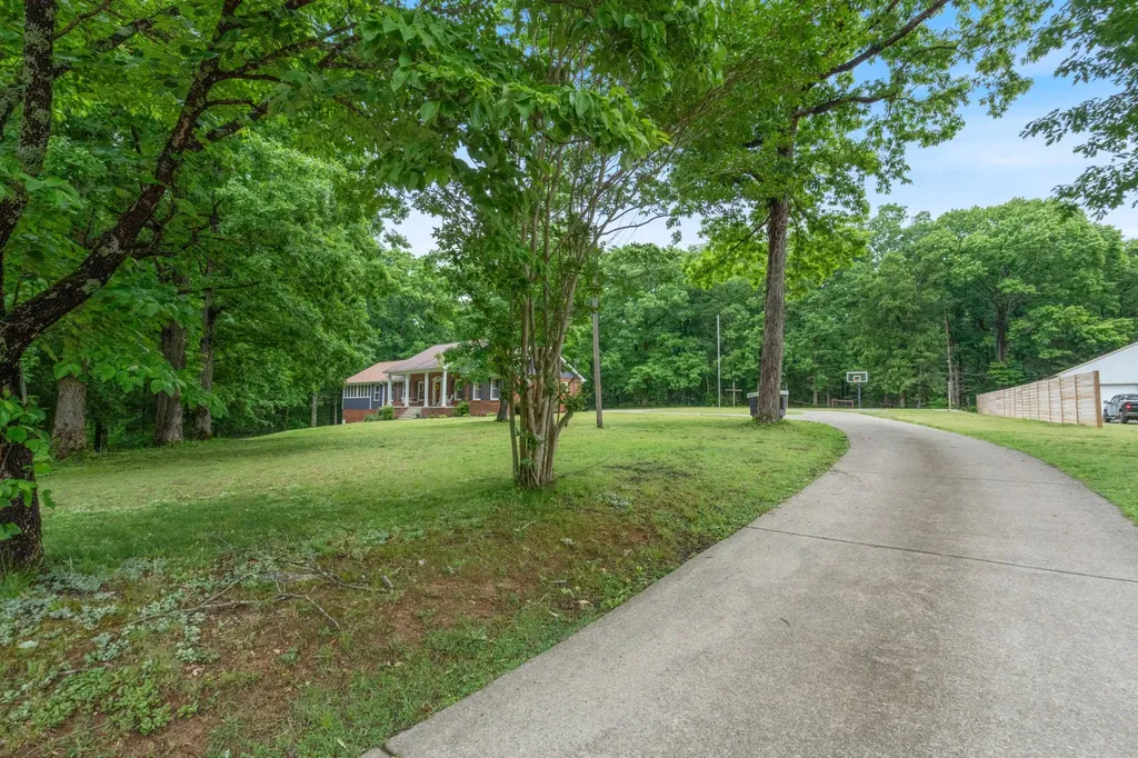 216 Rouse Road Dickson TN 37055