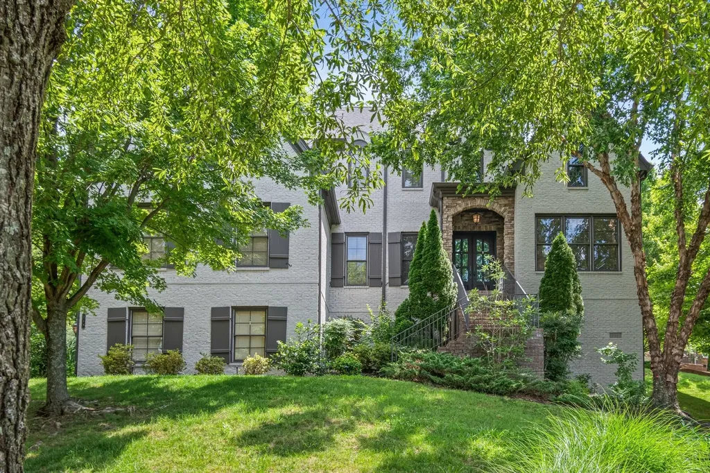 219 King Arthur Circle Franklin TN 37067