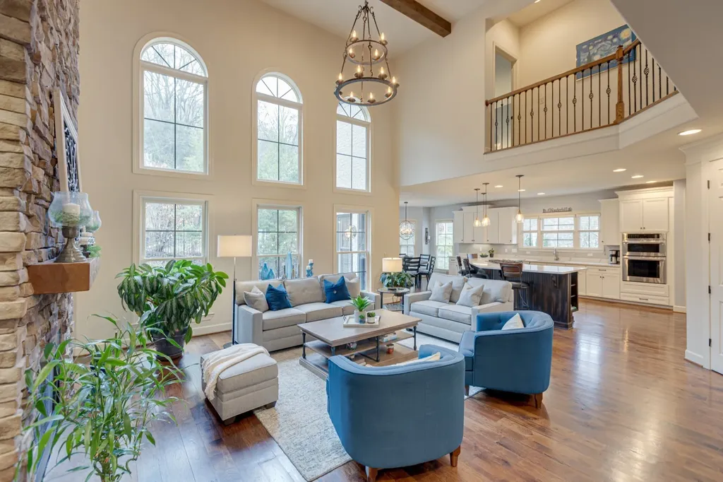 219 King Arthur Circle Franklin TN 37067