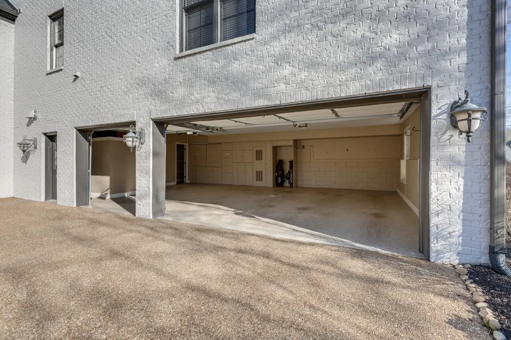 219 King Arthur Circle Franklin TN 37067