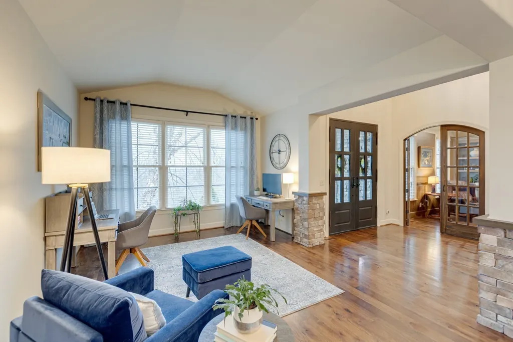 219 King Arthur Circle Franklin TN 37067