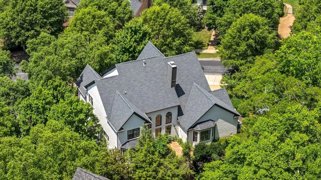 219 King Arthur Circle Franklin TN 37067