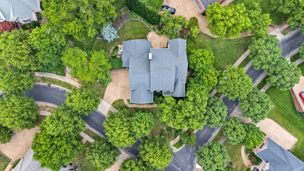 219 King Arthur Circle Franklin TN 37067