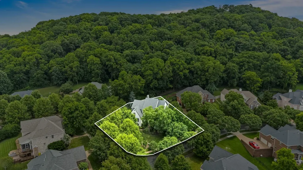 219 King Arthur Circle Franklin TN 37067