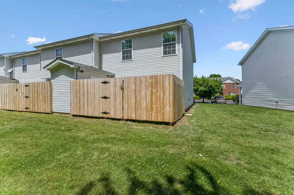 381 Shoshone Place Murfreesboro TN 37128