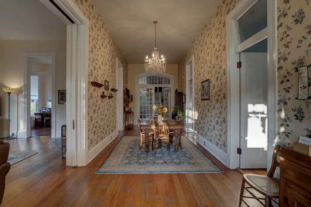 305 4th Ave, S Franklin TN 37064