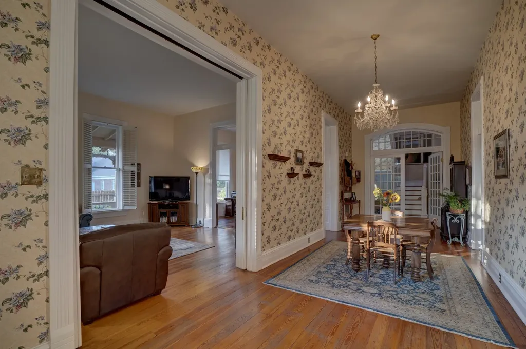 305 4th Ave, S Franklin TN 37064