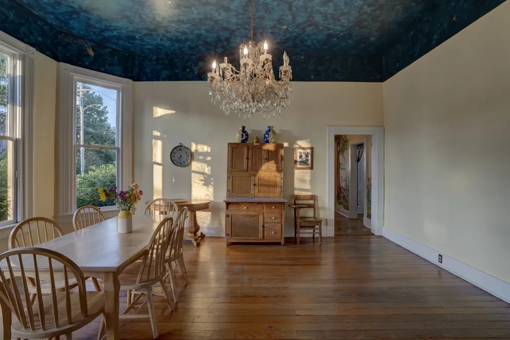 305 4th Ave, S Franklin TN 37064