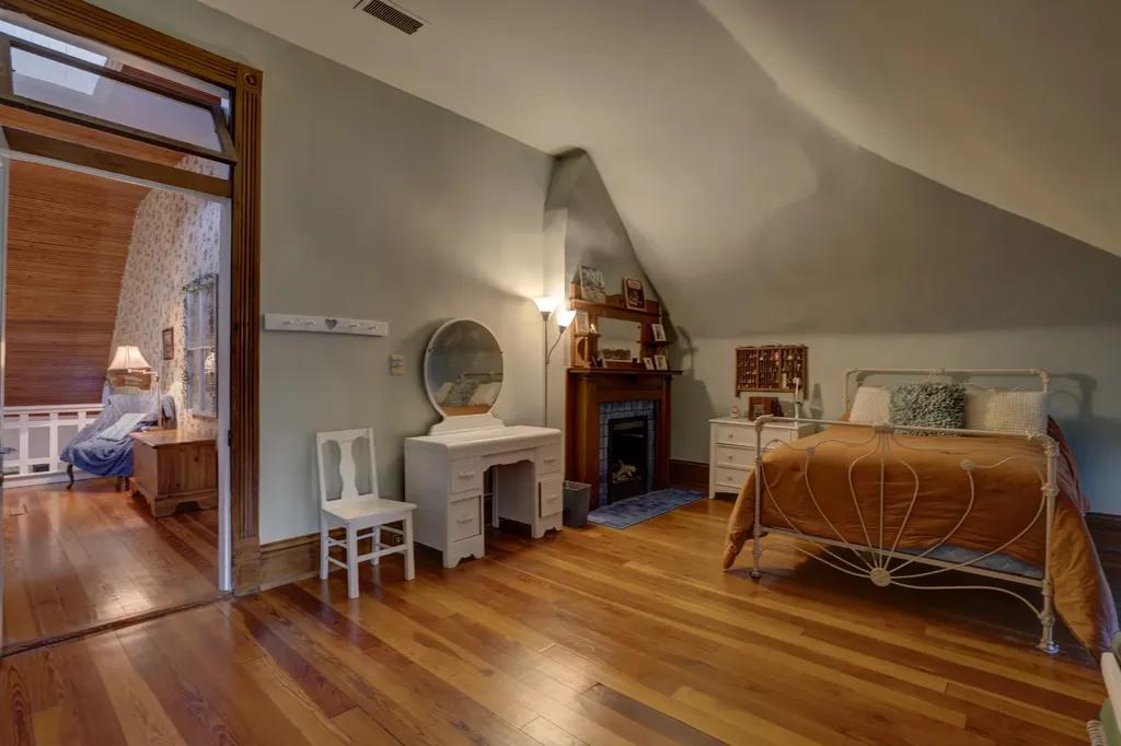 305 4th Ave, S Franklin TN 37064