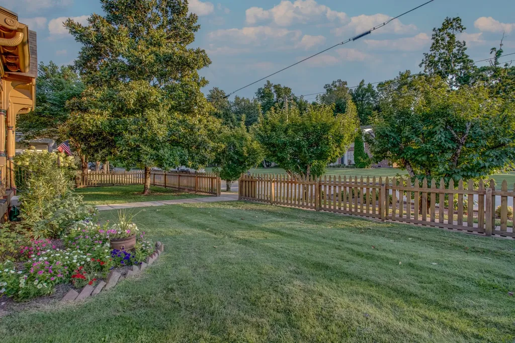 305 4th Ave, S Franklin TN 37064