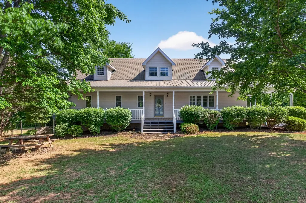 412 Rock Station Road Rock Island TN 38581