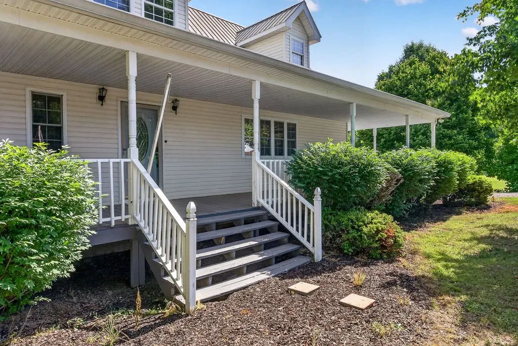 412 Rock Station Road Rock Island TN 38581