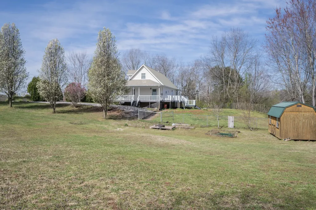 412 Rock Station Road Rock Island TN 38581