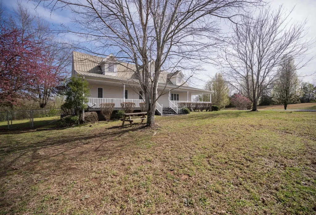 412 Rock Station Road Rock Island TN 38581
