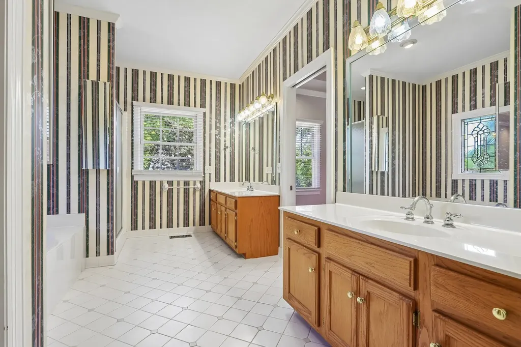 129 Pembroke Drive Hendersonville TN 37075