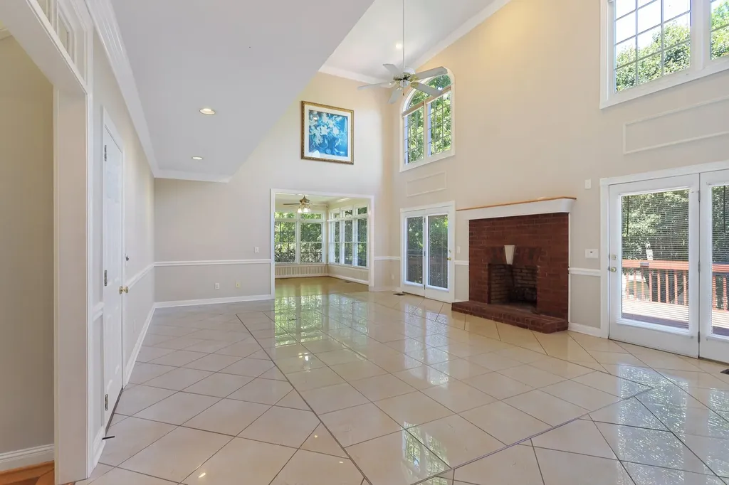 129 Pembroke Drive Hendersonville TN 37075