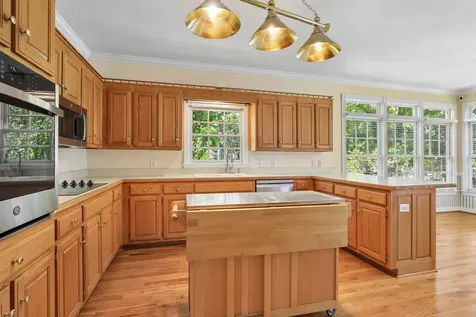 129 Pembroke Drive Hendersonville TN 37075