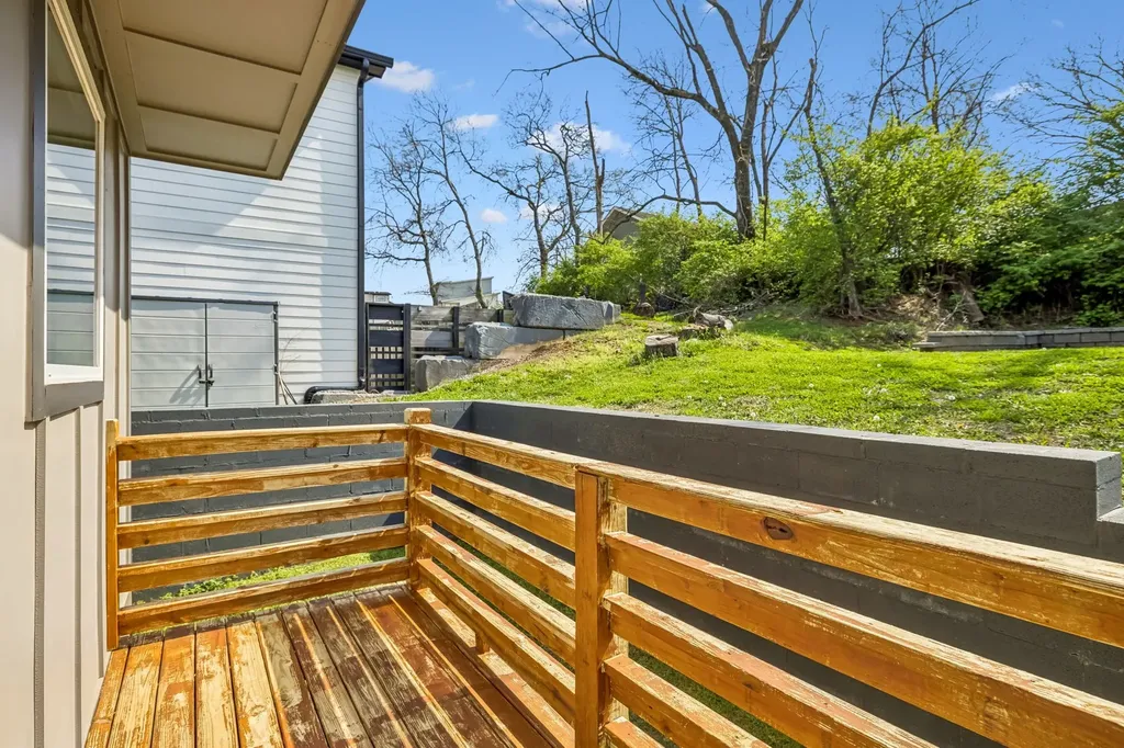 3213 Curtis Street Nashville TN 37218
