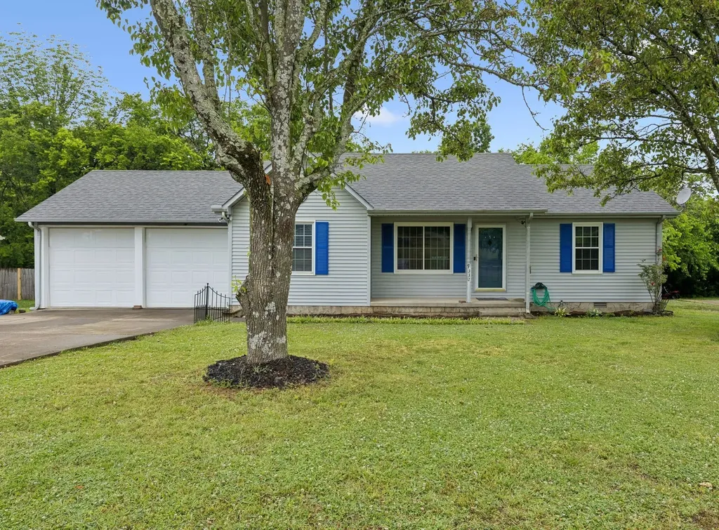 332 Kelsey Court La Vergne TN 37086