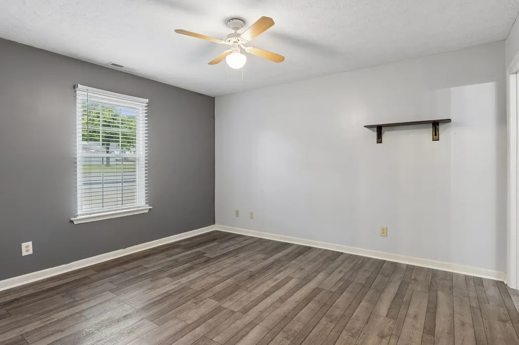 332 Kelsey Court La Vergne TN 37086