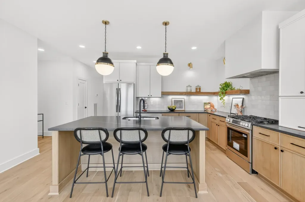 2799 Delaware Avenue Nashville TN 37209