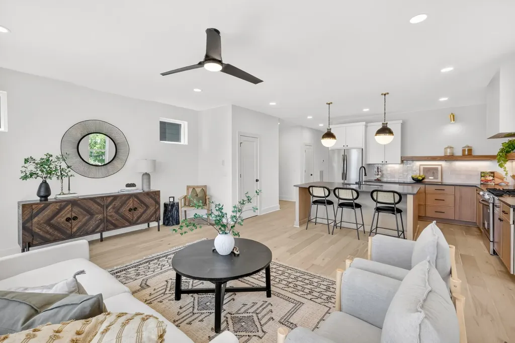 2799 Delaware Avenue Nashville TN 37209