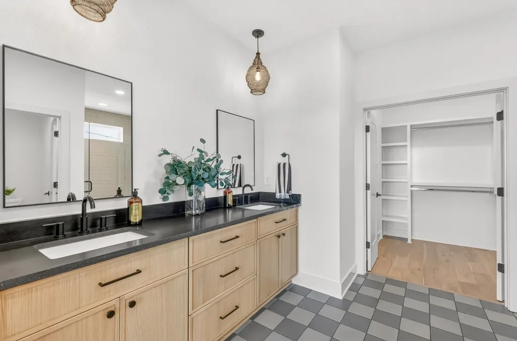 2799 Delaware Avenue Nashville TN 37209