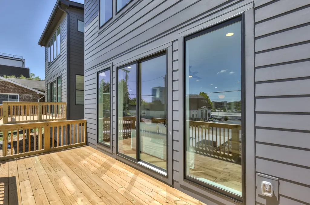 2799 Delaware Avenue Nashville TN 37209