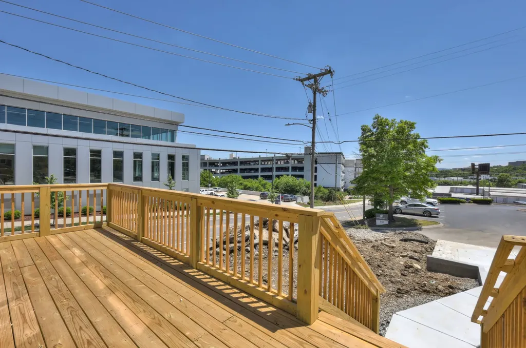 2799 Delaware Avenue Nashville TN 37209
