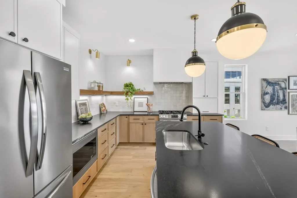2799 Delaware Avenue Nashville TN 37209