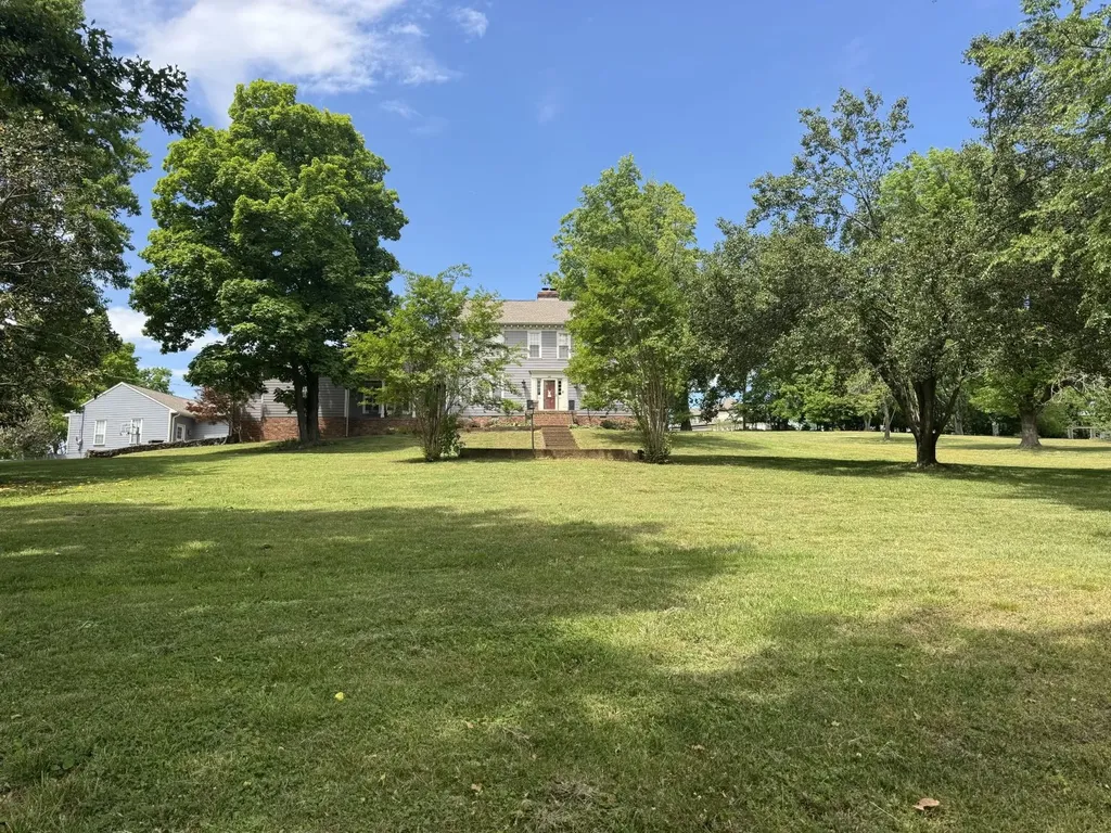 185 Clifftop Drive Hendersonville TN 37075