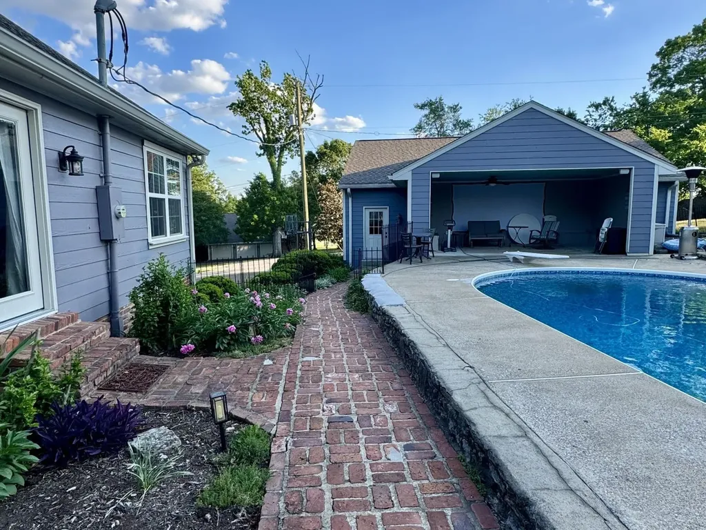 185 Clifftop Drive Hendersonville TN 37075