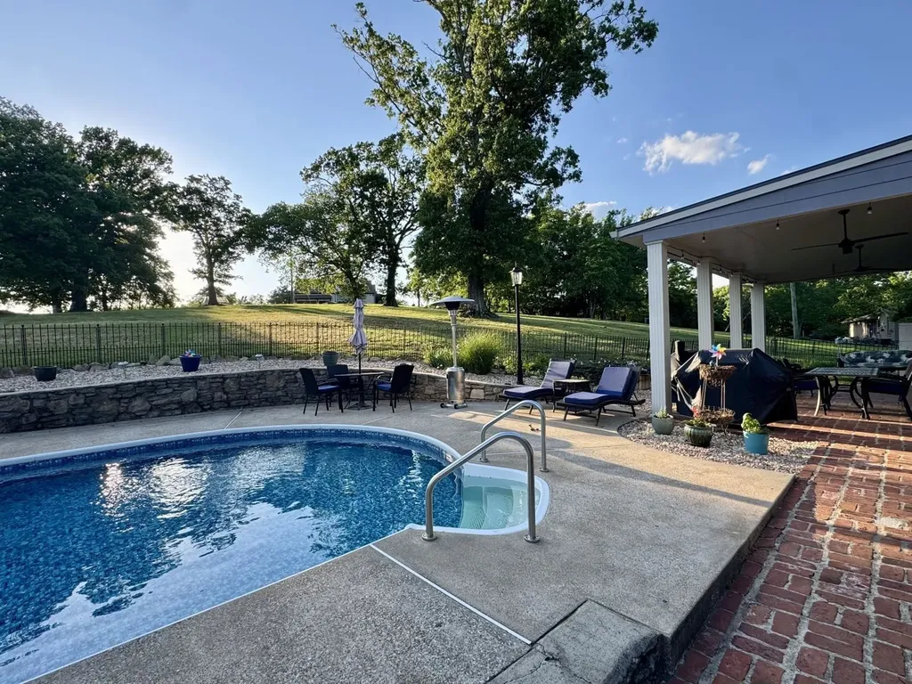 185 Clifftop Drive Hendersonville TN 37075